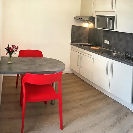 Stella Marina מלון