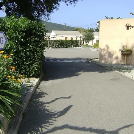 Stella Marina 3* Macinaggio (Corsica)